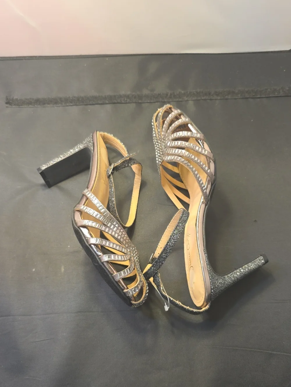 BRAND NEW JESSICA WOMEN's ANKLE-STRAP SANDAL with SILVER CRYSTAL STRAP